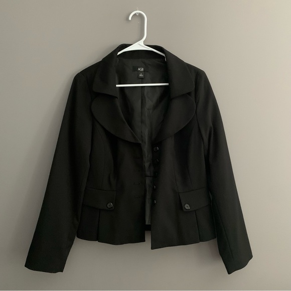 AGB Size 6 Black Blazer - Picture 5 of 12